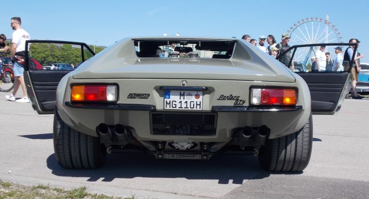 DeTomaso_Pantera_04c.jpg