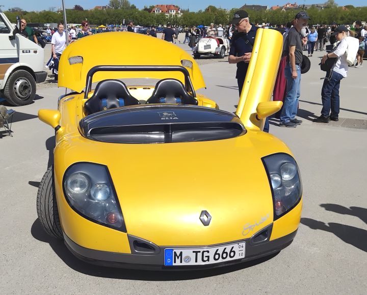 Renault_Spider_01b.jpg