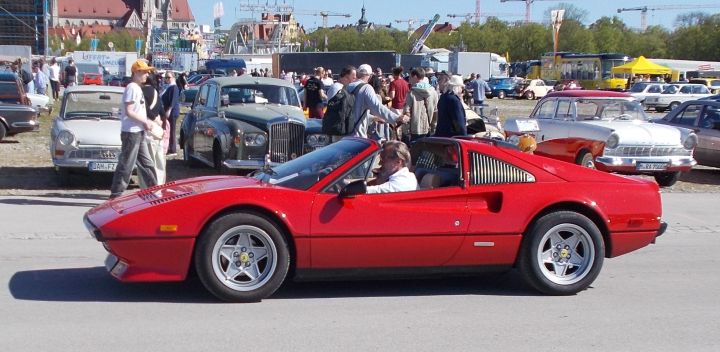 Ferrari_308_03a.jpg