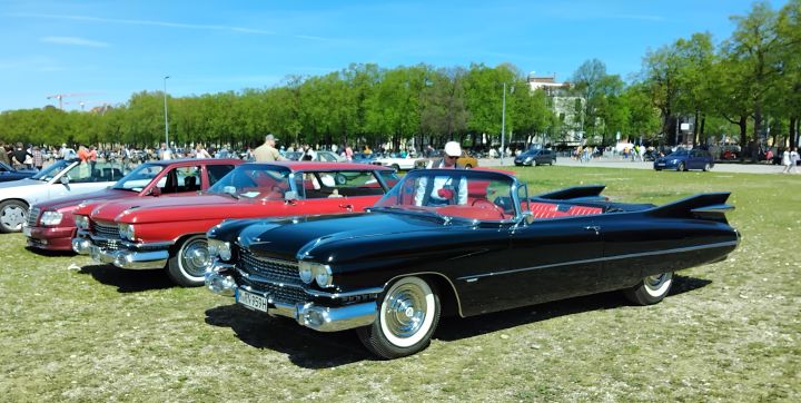 Cadillac_Eldorado_Biarritz_02a.jpg