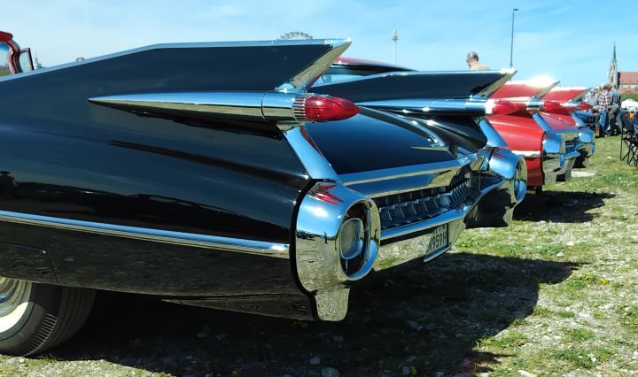 Cadillac_Eldorado_Biarritz_02b2.jpg