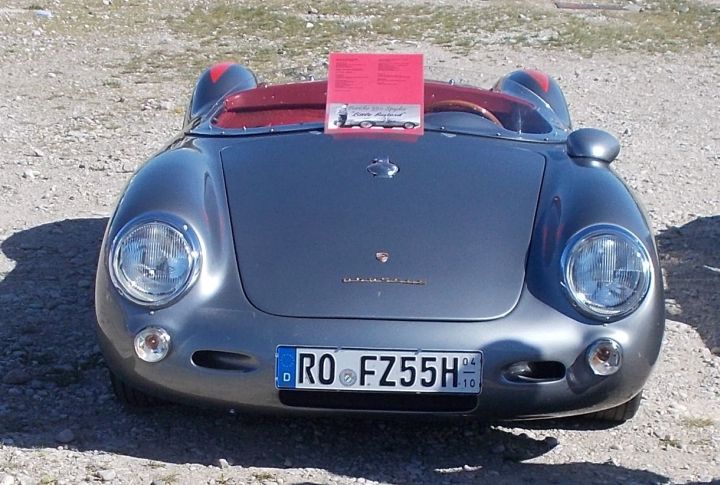 Porsche_550_02c.jpg