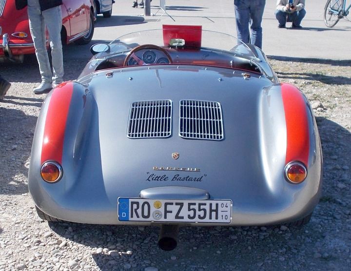 Porsche_550_02g.jpg