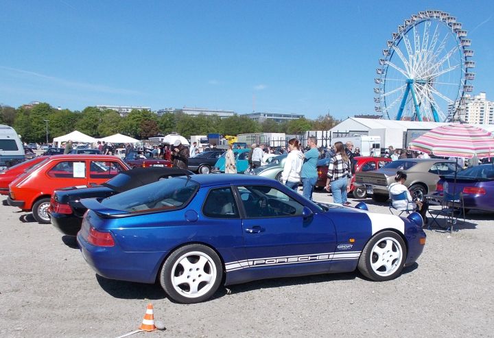 Porsche_944_02a.jpg