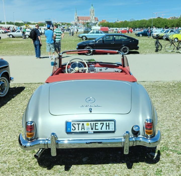 Mercedes_190SL_02b.jpg
