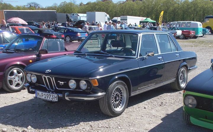 BMW_3.0S_01a.jpg