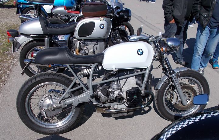 BMW_03a.jpg