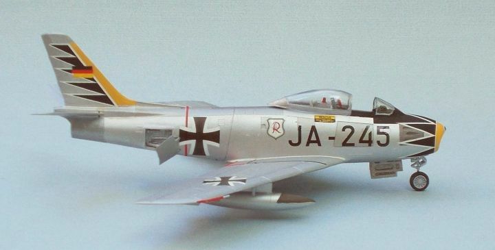 F-86_41.jpg