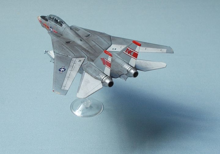F14_18.jpg