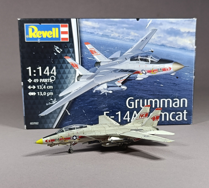 grumman-f-14a-tomcat-revell-6.jpg