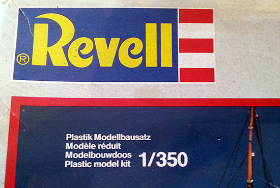 02-schachtel außen.jpg