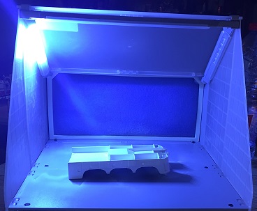 Wiltec Absauganlage mit eingebauter LED Leuchtenleiste, leider kommt das Foto schlechter rüber als es wirklich ist. Die Ausleuchtung finde ich wirklich super.