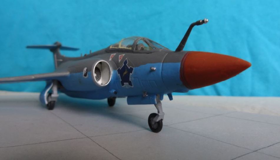 Das Bild zeigt einen Zwischenstand vor ergänzender Bemalung.