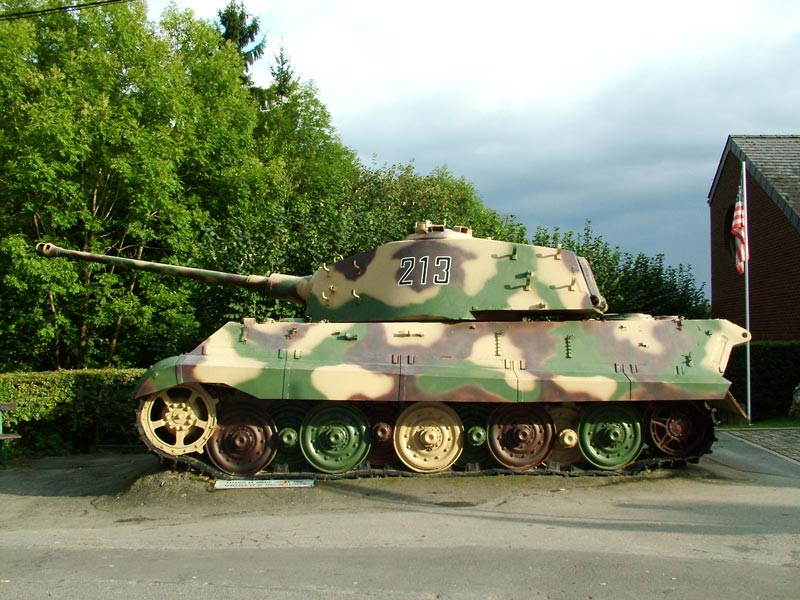 Panzerkampfwagen VI Tiger II Koenigstiger - .jpg