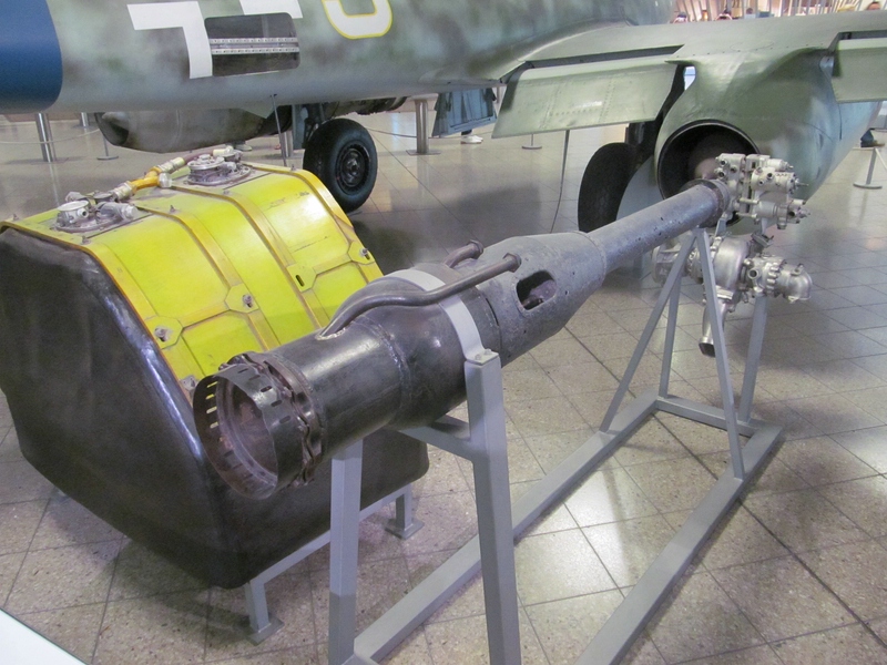 zz_Walter 109-509A-Brennkammer.jpg