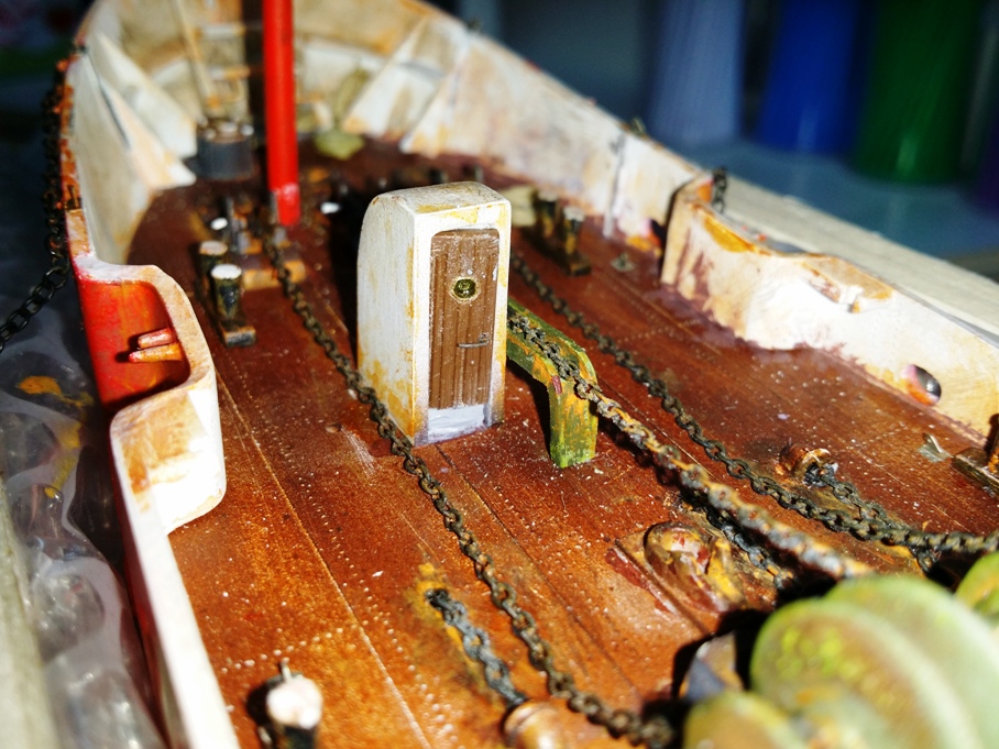 Bild 33. Diese Tür war im Bausatz nicht vorgesehen.jpg