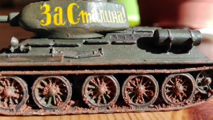 T34_linke Seite Ketten.jpg