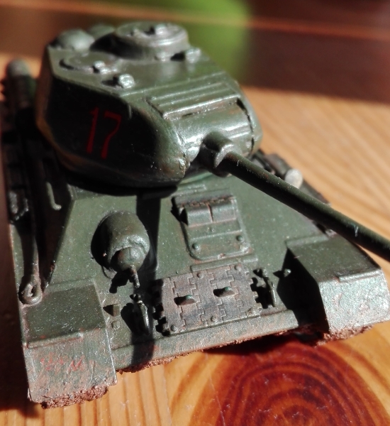 T34_vorne 1.jpg