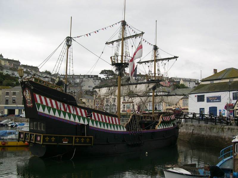 comp_Goldenhindatbrixham.jpg