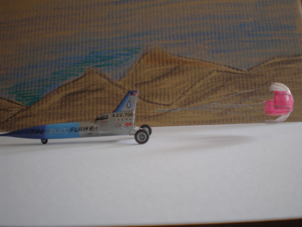 -Blue Flame -.seitlich aufgenommen mit den däfür hergestellten mit Bremsschirm