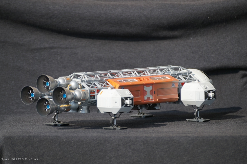 Space1999 Eagle-0004.jpg
