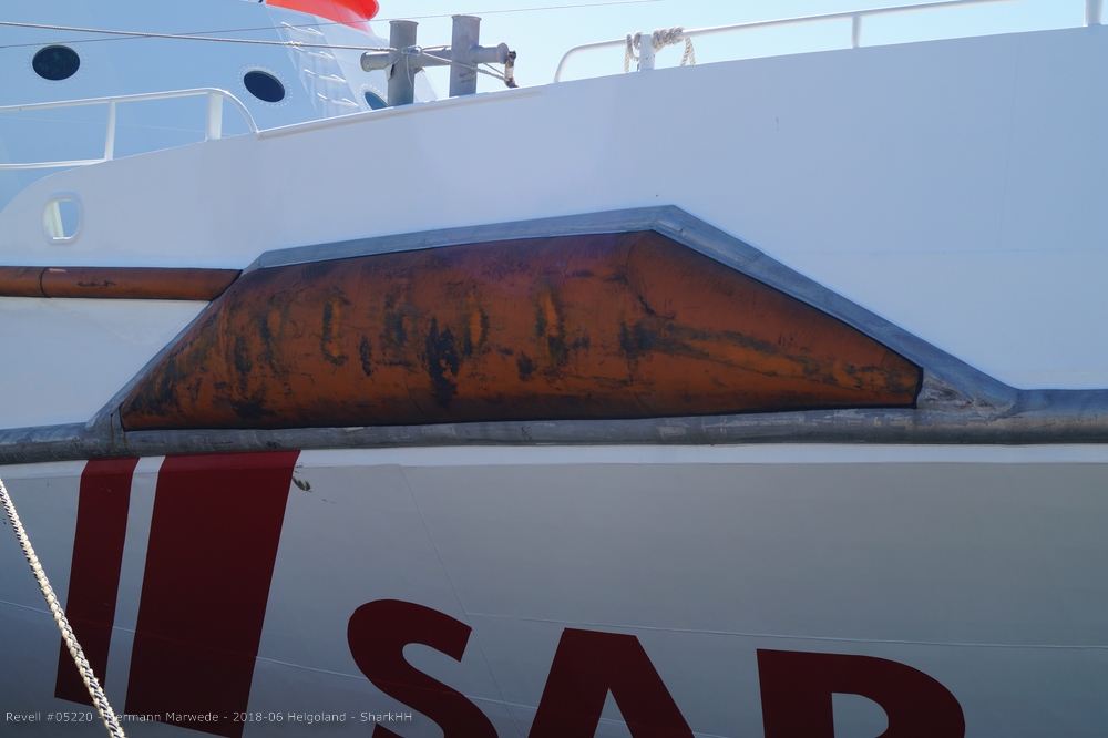 Revell 05220 - Hermann Marwede Detail Bugfender - 0001.jpg