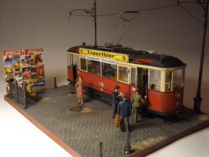 Straßenbahn (1).JPG