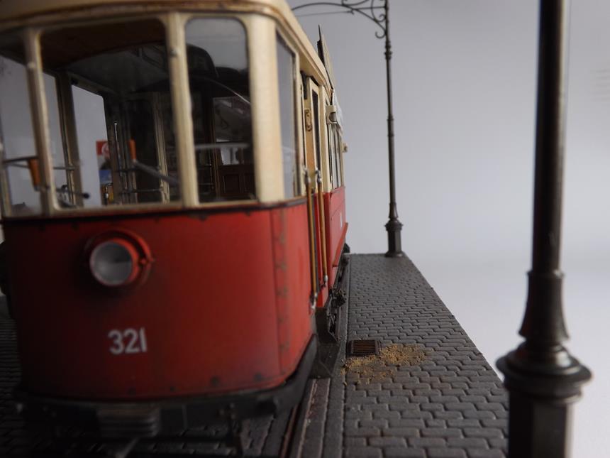 Straßenbahn (8).JPG