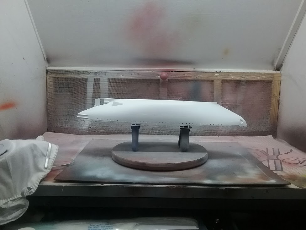 6.1 Rumpf , grundiert.jpg