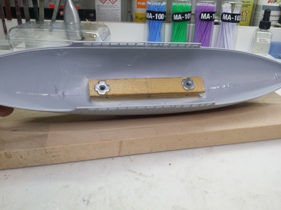 5.1  Montageklotz.jpg