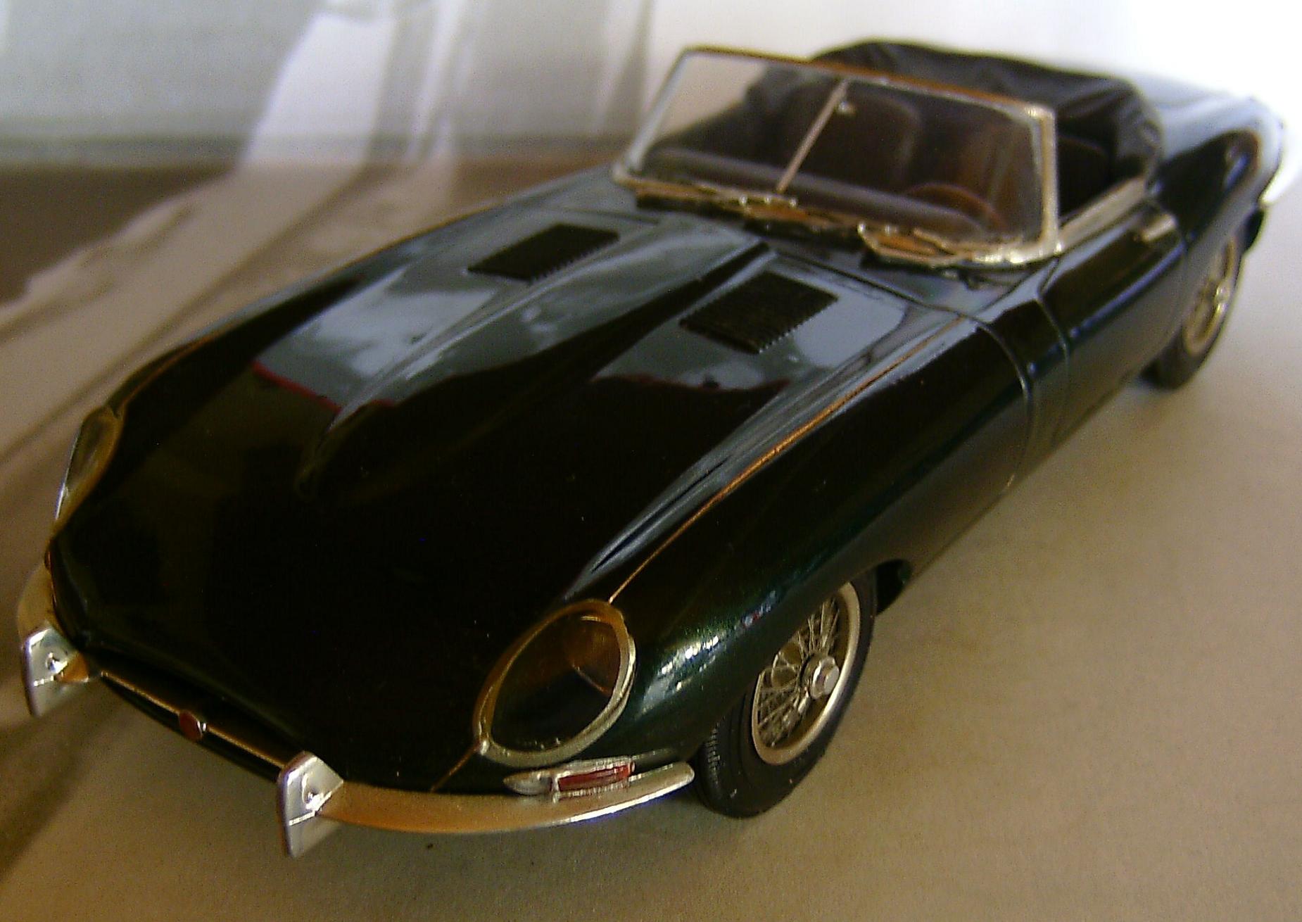Jaguar E-Type Serie 1 4,2l (3).JPG
