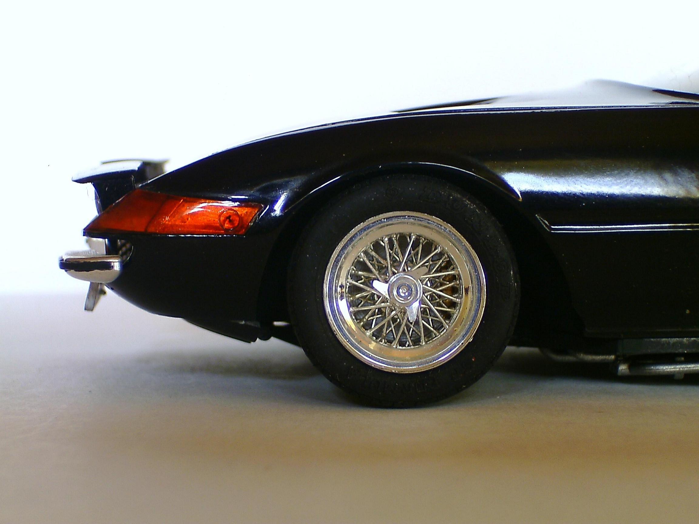 Vergleich Räder Borrani.JPG