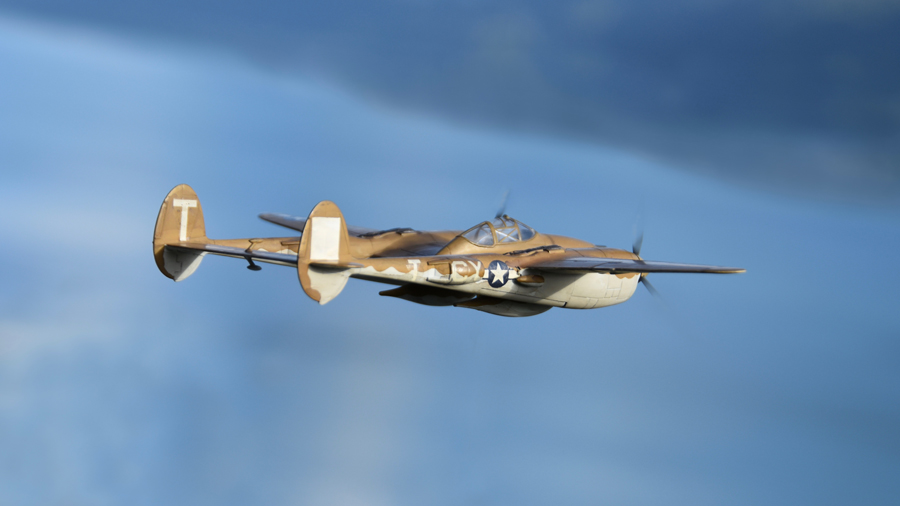 06 P-38 Lightning.jpeg