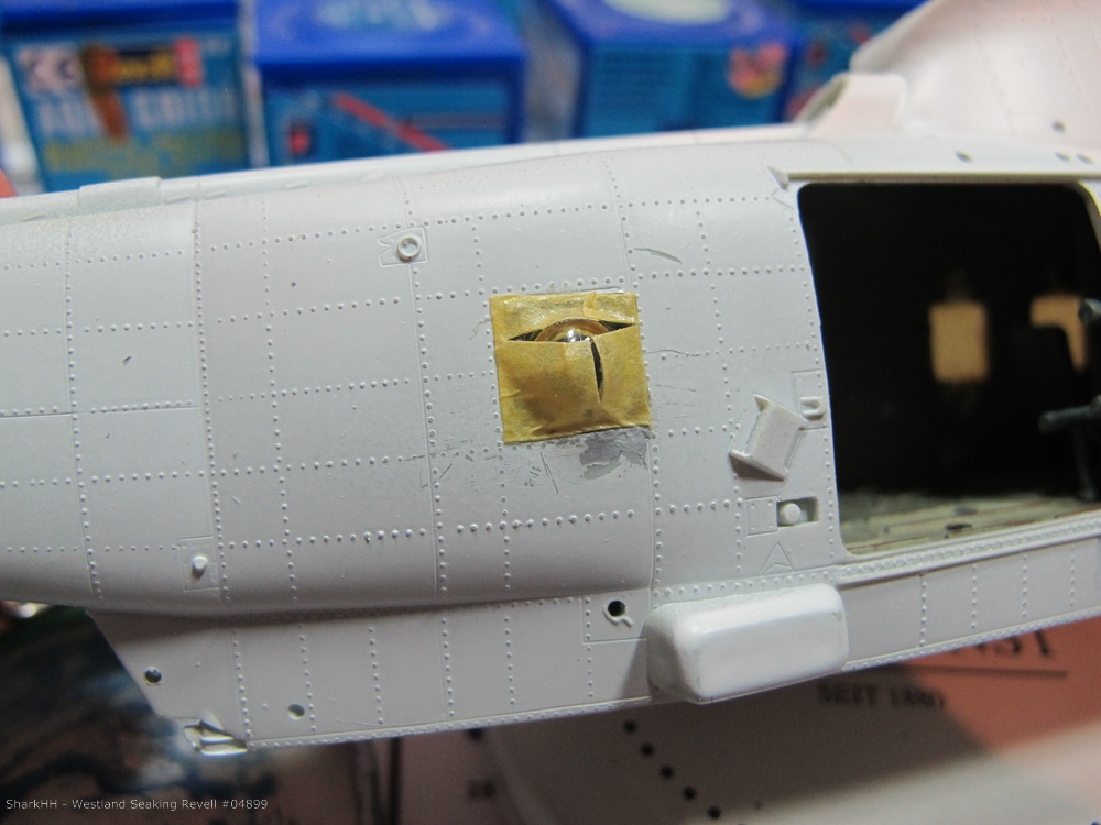 REVELL_04899_Westland_Seaking_MK41-029.jpg