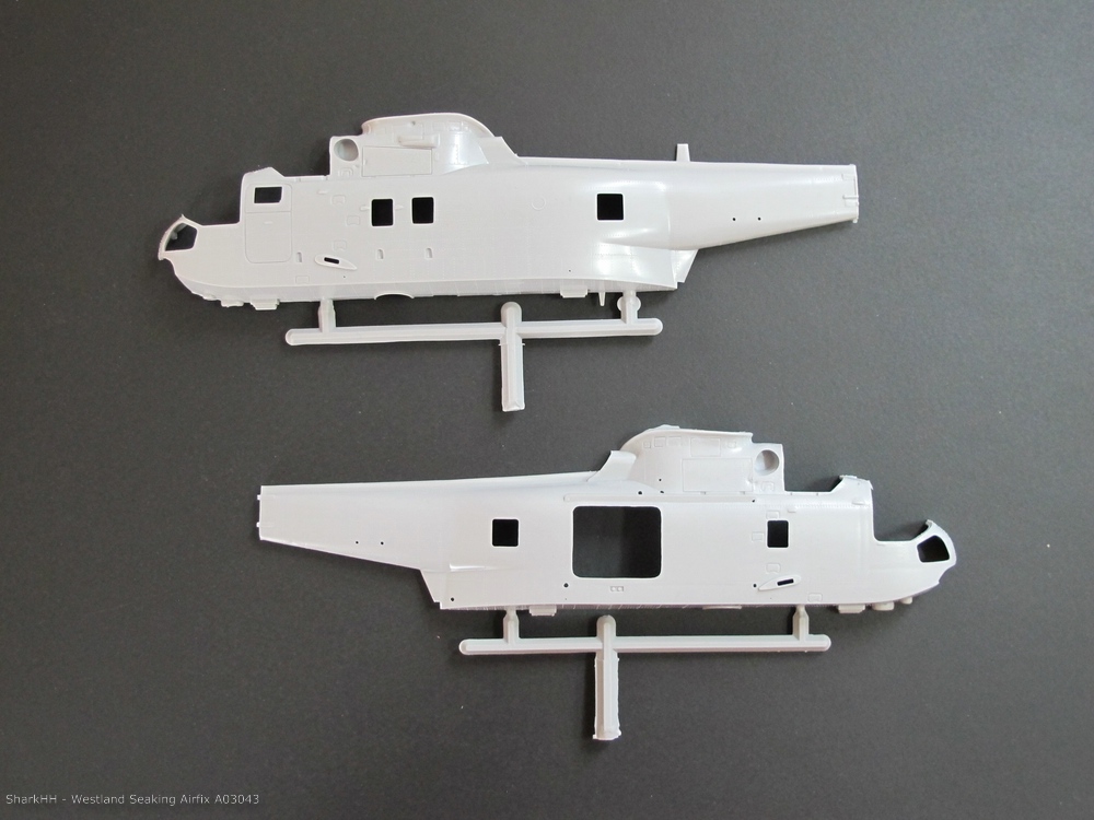 AIRFIX A03043_Westland_Seaking_MK43-002.jpg