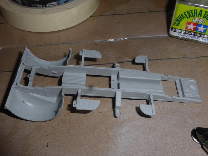 Die leere Unterbauplatte