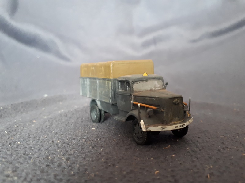 opel-blitz-3-tonner-mit-pak-40-airfix-2.jpg