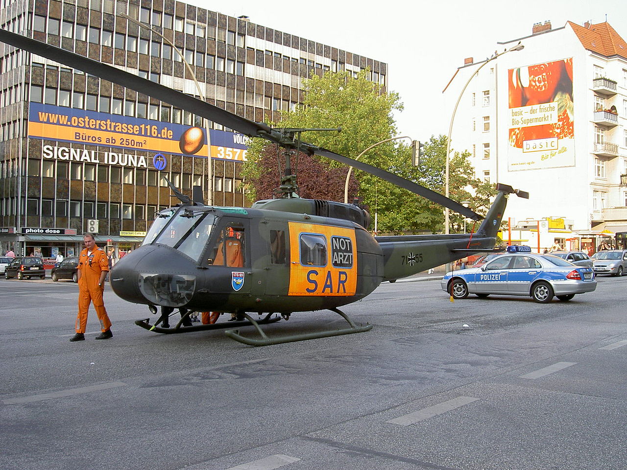 Quelle: https://upload.wikimedia.org/wikipedia/commons/thumb/a/a0/Bell_UH-1D_SAR_%28Ltg_63%29.jpg/1280px-Bell_UH-1D_SAR_%28Ltg_63%29.jpg, 18.08.2020
