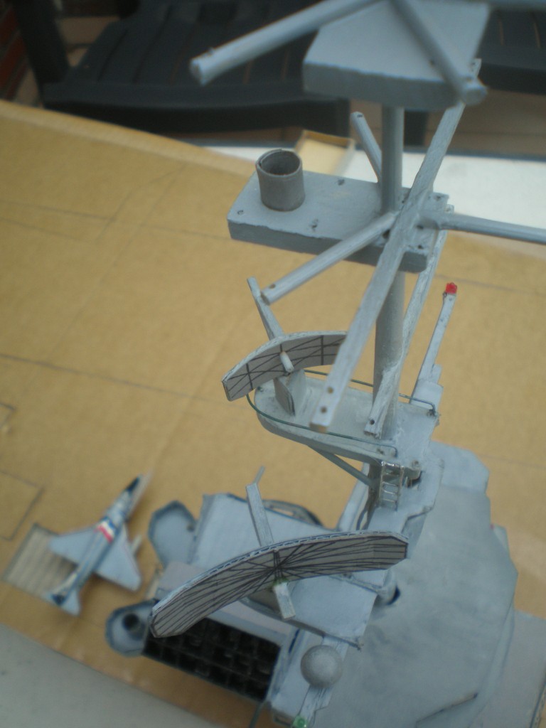 Antennenmast  Im Bau +Vorichtungen