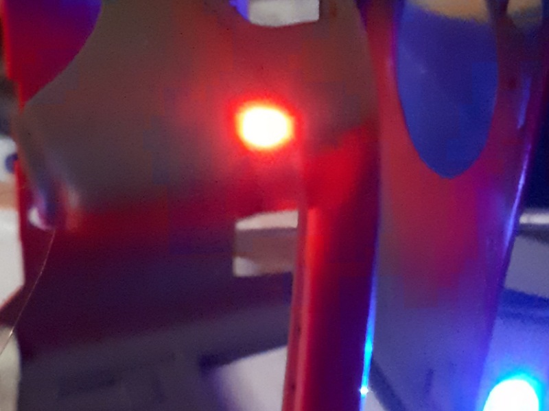 Unscharf, aber "sichtbar", was gemeint ist.