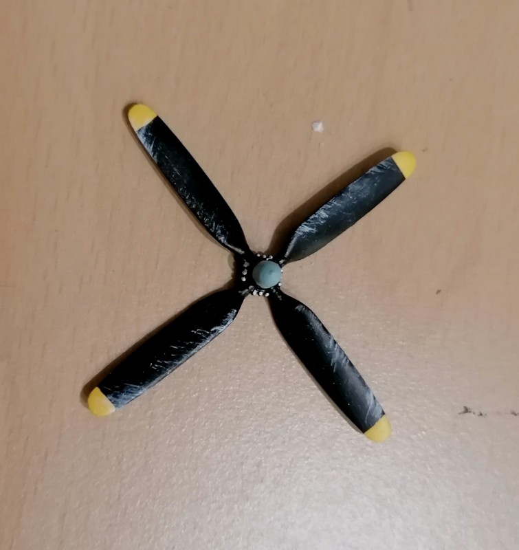 Der Propella gefällt mir noch nicht ganz an manchen Seiten, aber Prinzipiell komm ich mit der Technik super klar.