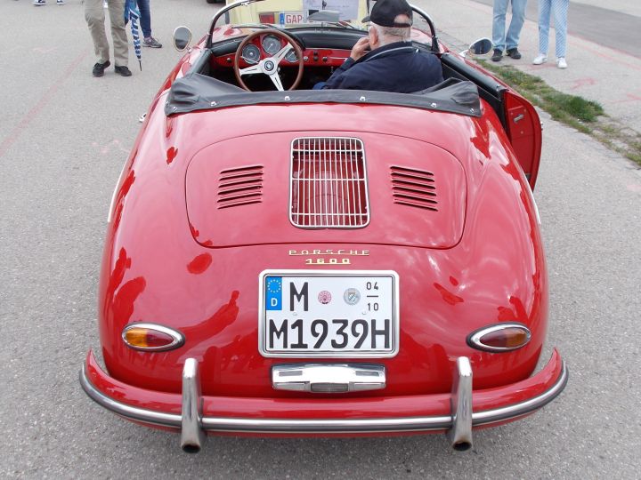 Porsche_Speedster_01f-2.jpg
