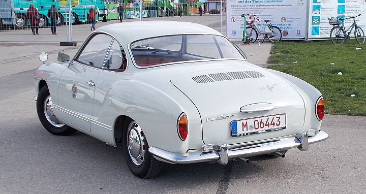 VW_Karmann_Ghia_03f.jpg