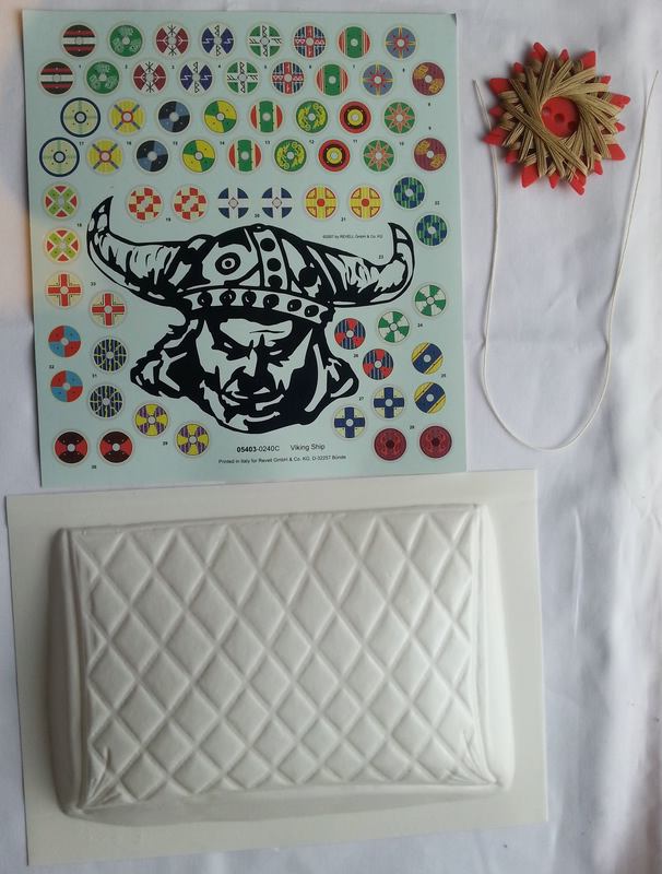 ...Segel, Abziehbilder und Garn