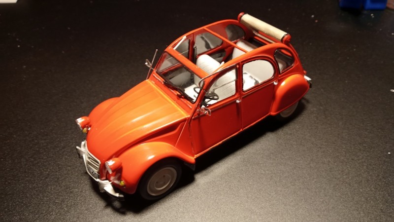 Revell 2CV 3.jpg