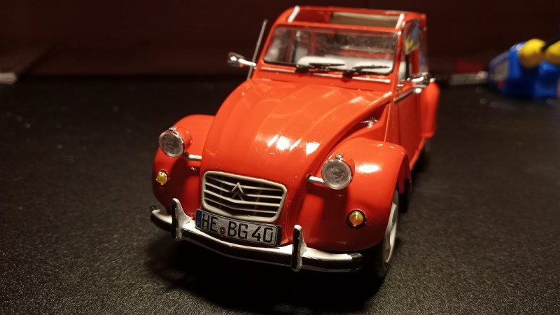 Revell 2CV 7.jpg