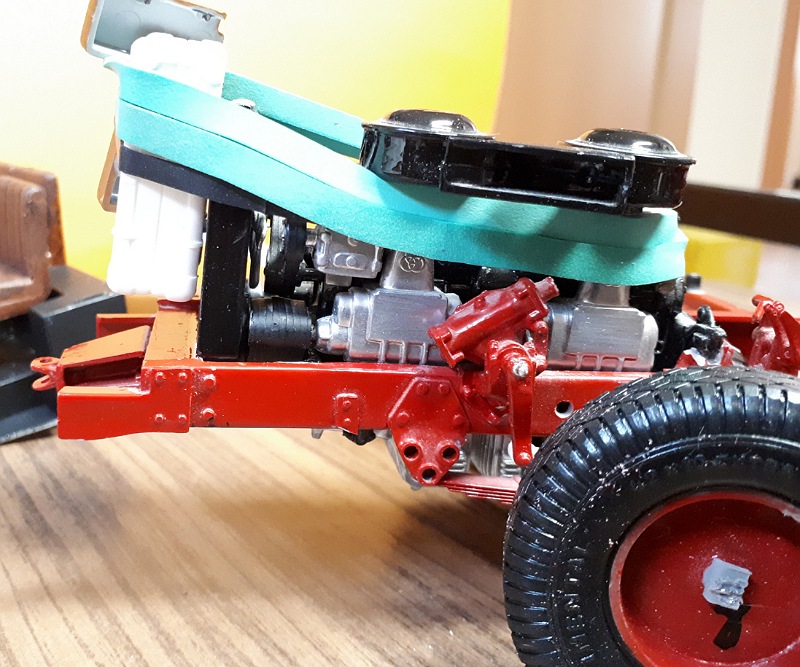 "Verspannter" Kühler