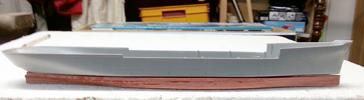 07-Modell und Unterwasserteil.jpg