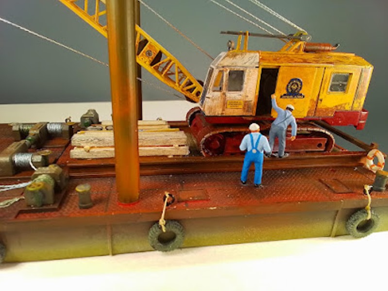 10.Bodo mit dem Bagger.jpg