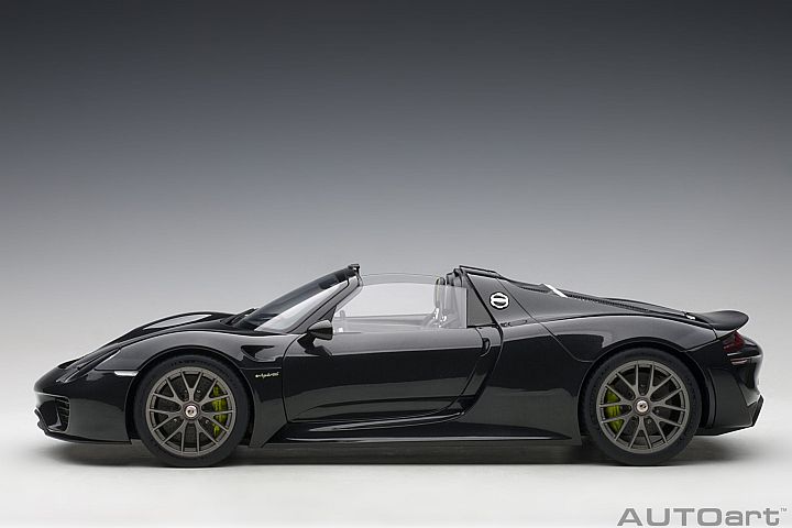 Porsche_918_b.jpg